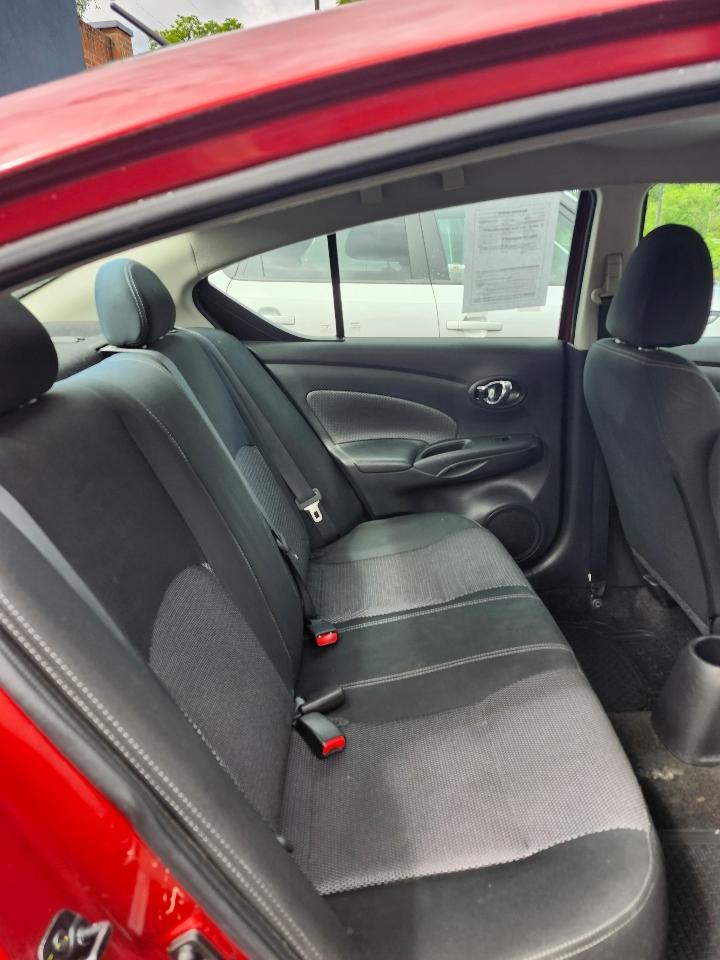 Nissan Versa 1.6 S 5M 2019