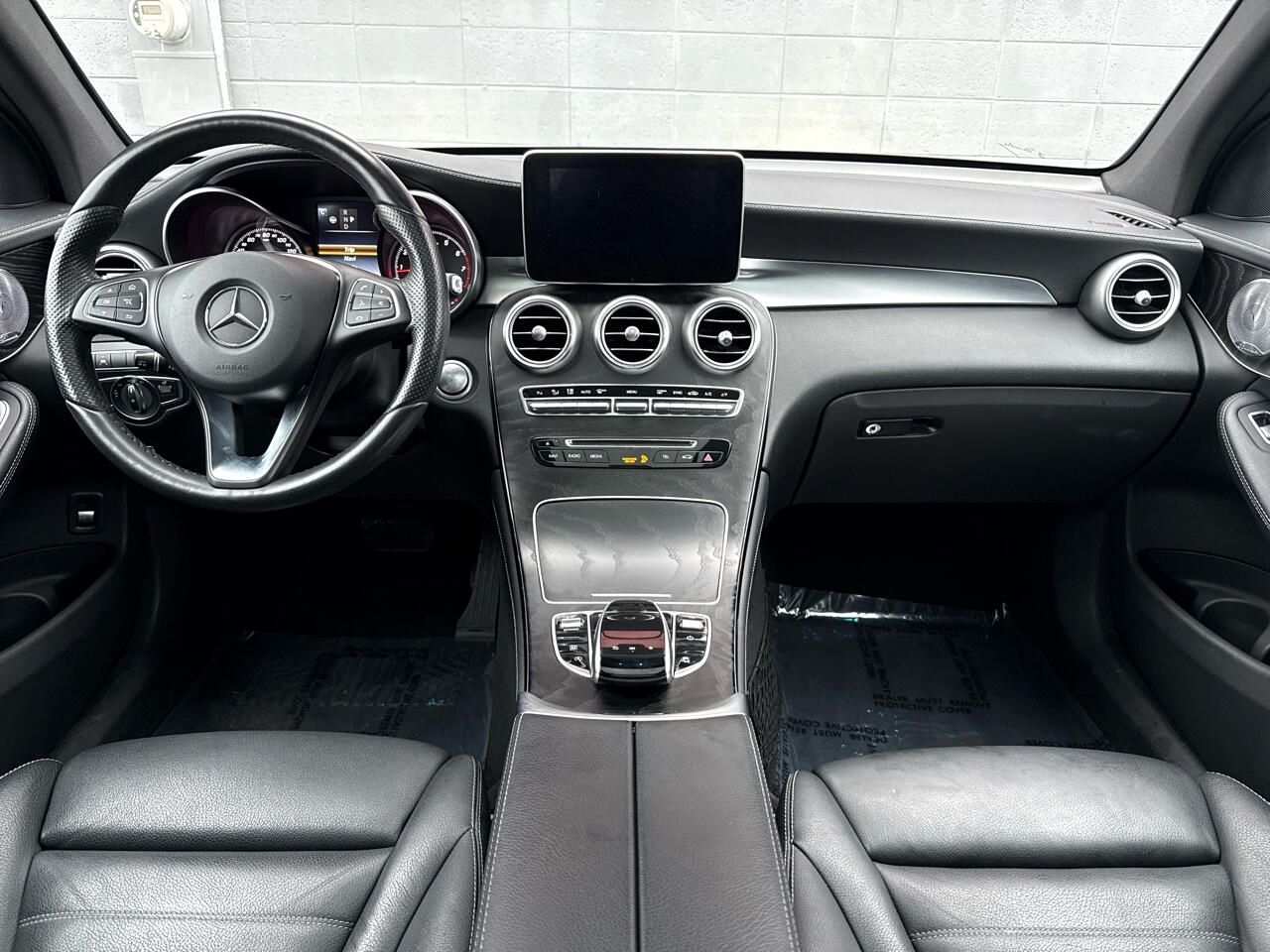 Mercedes-Benz GLC-Class GLC300 4MATIC 2017 Mercedes-Benz GLC-Class GLC300 4MATIC 2017