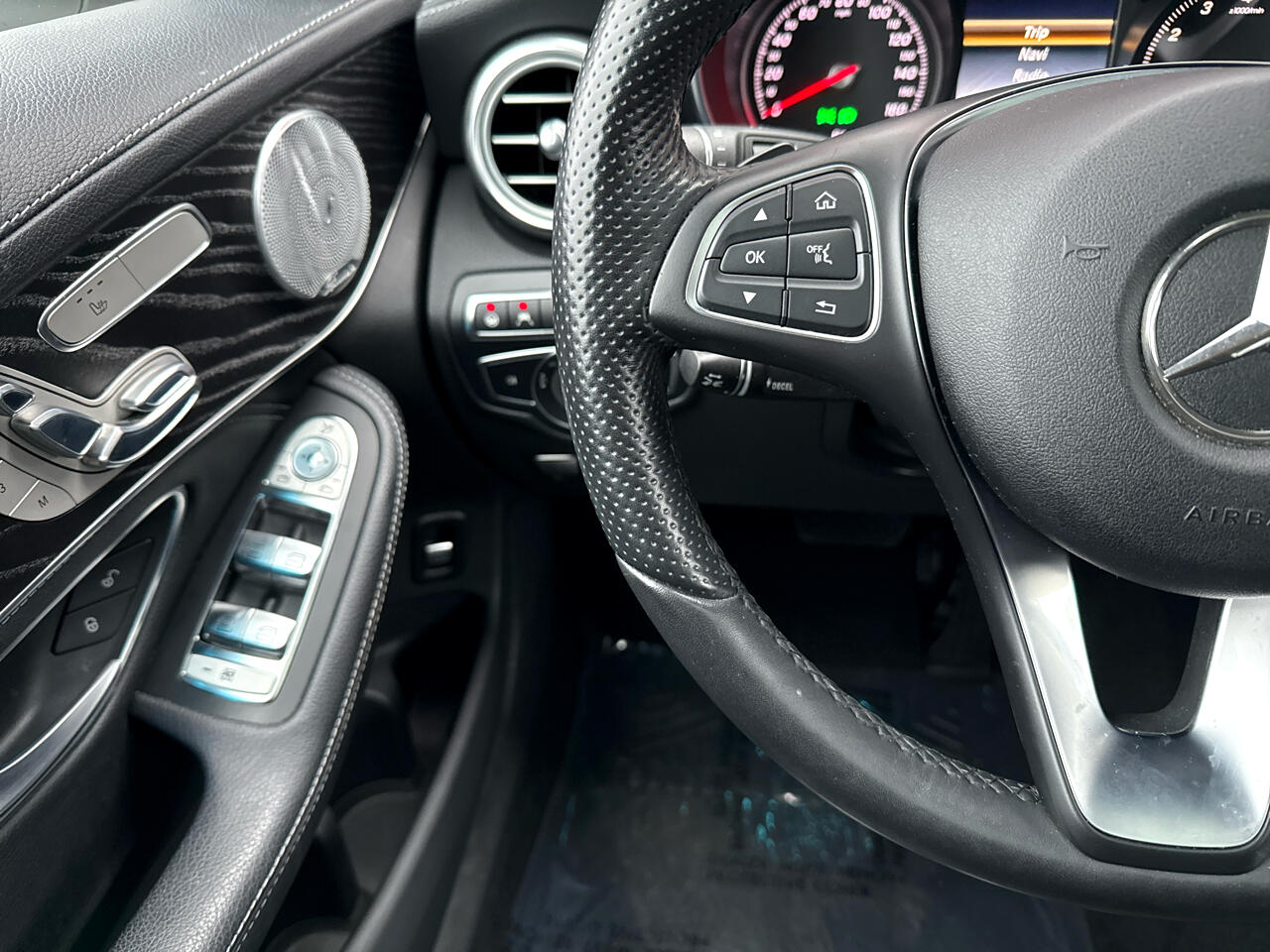 Mercedes-Benz GLC-Class GLC300 4MATIC 2017 Mercedes-Benz GLC-Class GLC300 4MATIC 2017