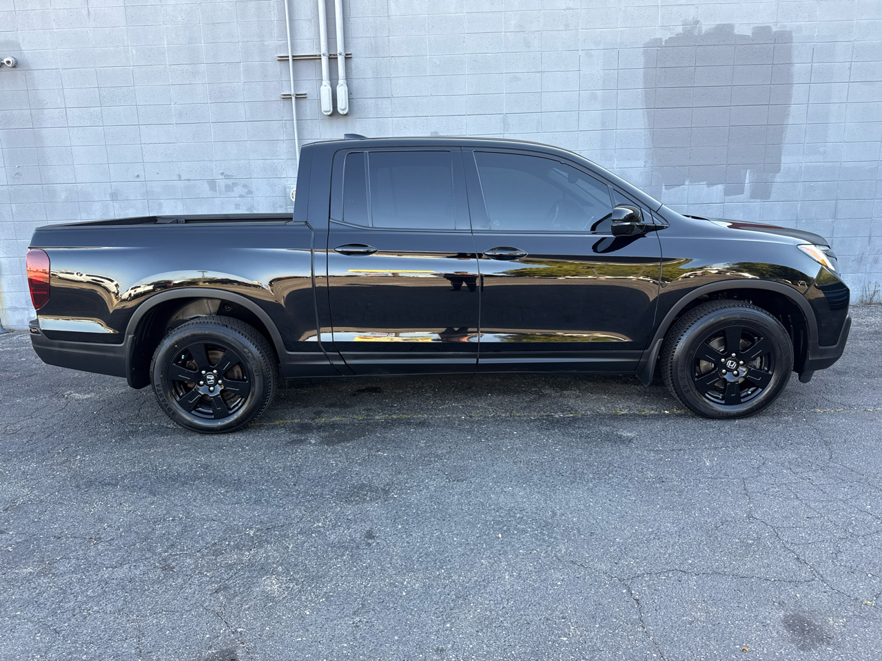 Honda Ridgeline Black Edition AWD 2017 Honda Ridgeline Black Edition AWD 2017