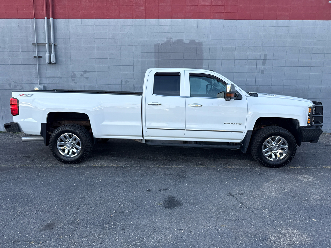 Chevrolet Silverado 2500HD LTZ Double Cab 4WD 2015 Chevrolet Silverado 2500HD LTZ Double Cab 4WD 2015