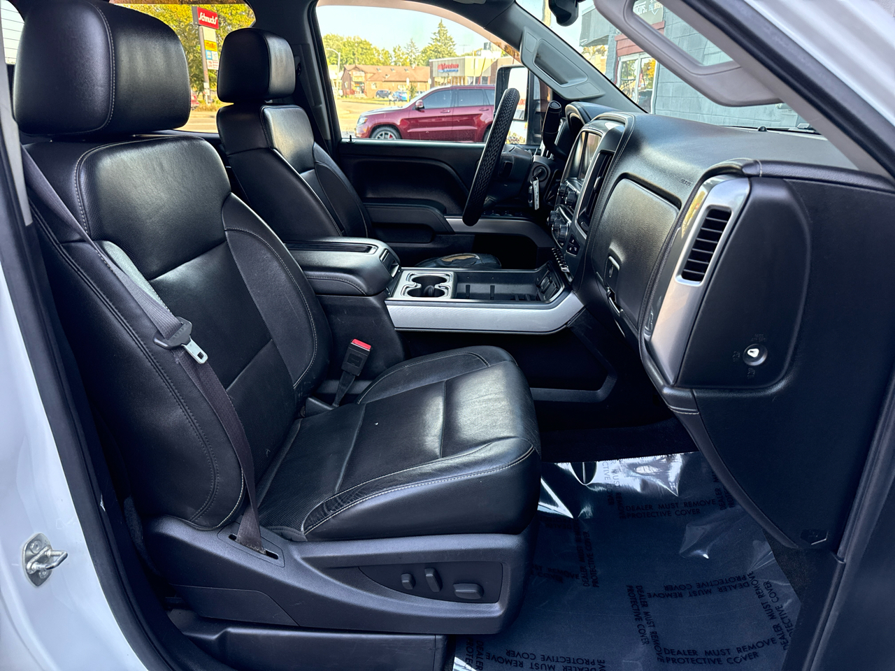 Chevrolet Silverado 2500HD LTZ Double Cab 4WD 2015 Chevrolet Silverado 2500HD LTZ Double Cab 4WD 2015