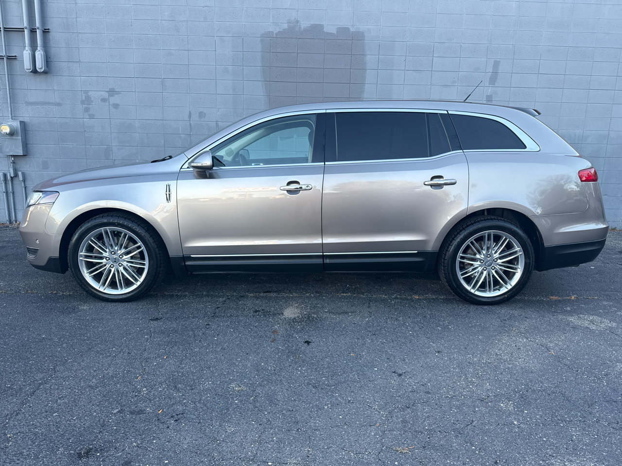 Lincoln MKT Reserve 2018 Lincoln MKT Reserve 2018