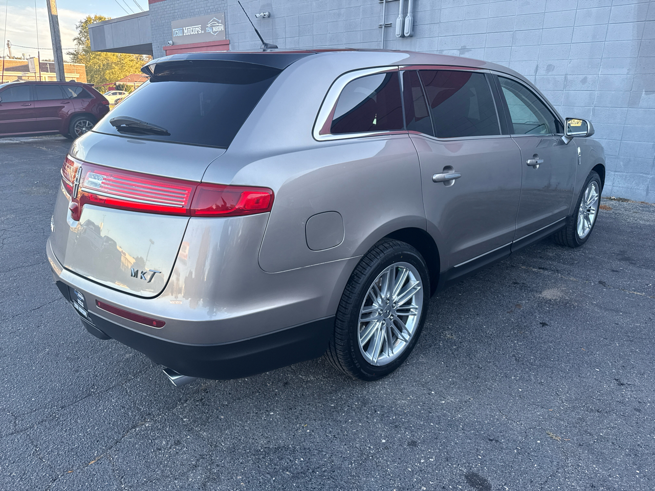 Lincoln MKT Reserve 2018 Lincoln MKT Reserve 2018