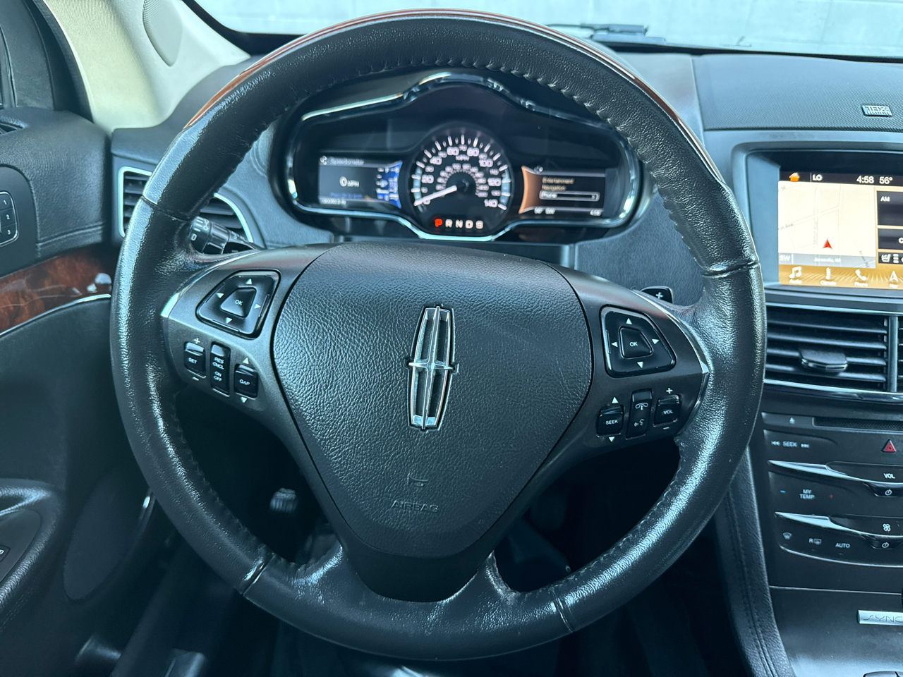 Lincoln MKT Reserve 2018 Lincoln MKT Reserve 2018