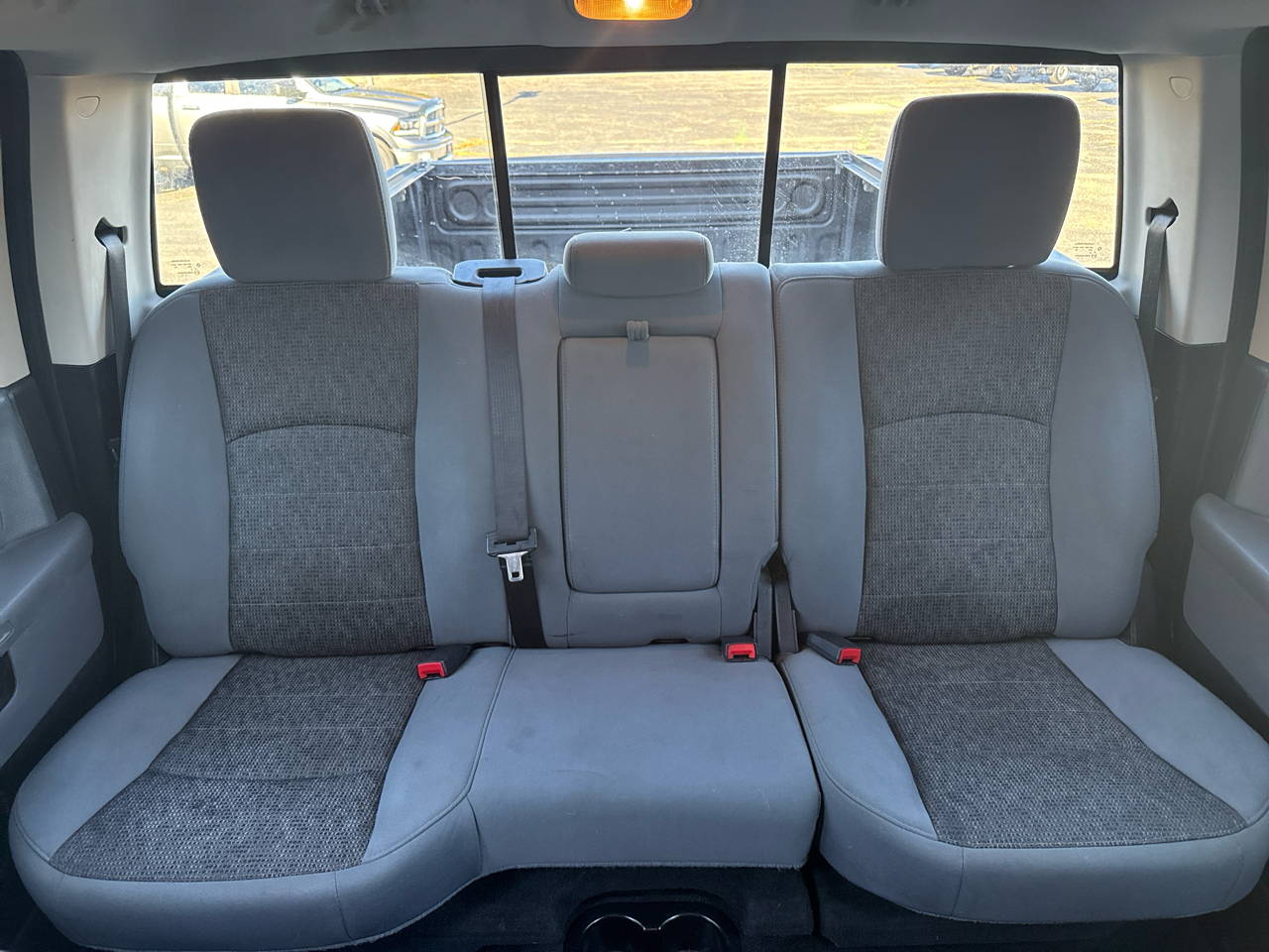 RAM 2500 SLT Crew Cab SWB 4WD 2013 RAM 2500 SLT Crew Cab SWB 4WD 2013