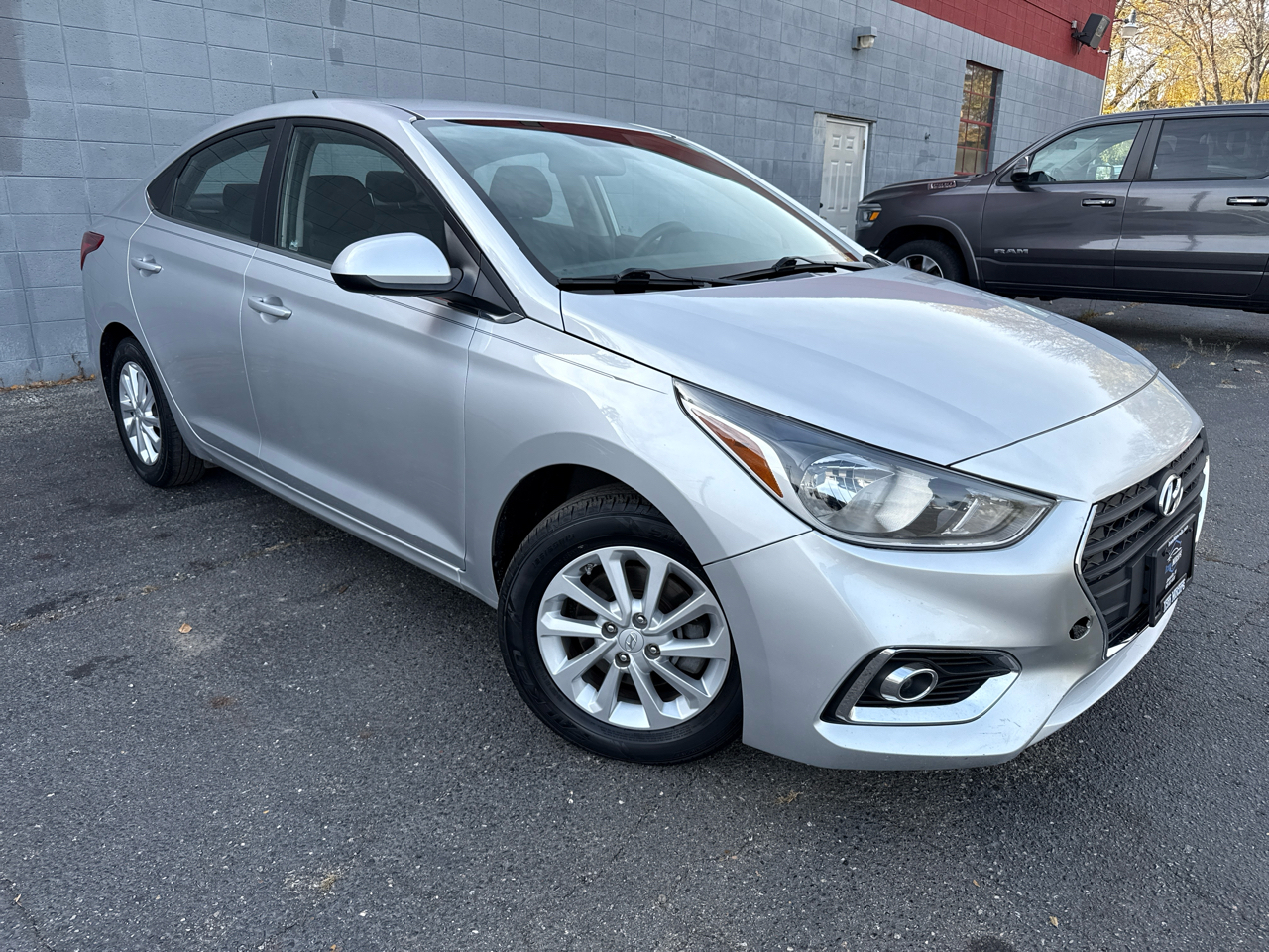 Hyundai Accent SEL 4-Door 6A 2020