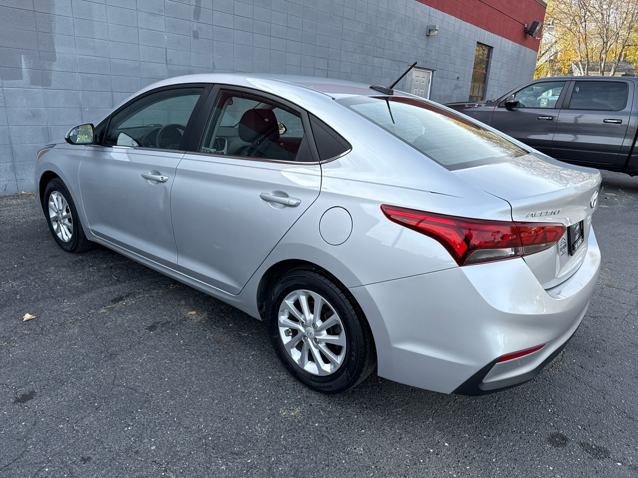 Hyundai Accent SEL 4-Door 6A 2020