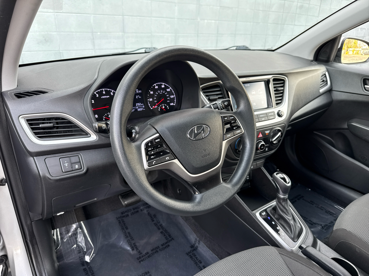 Hyundai Accent SEL 4-Door 6A 2020