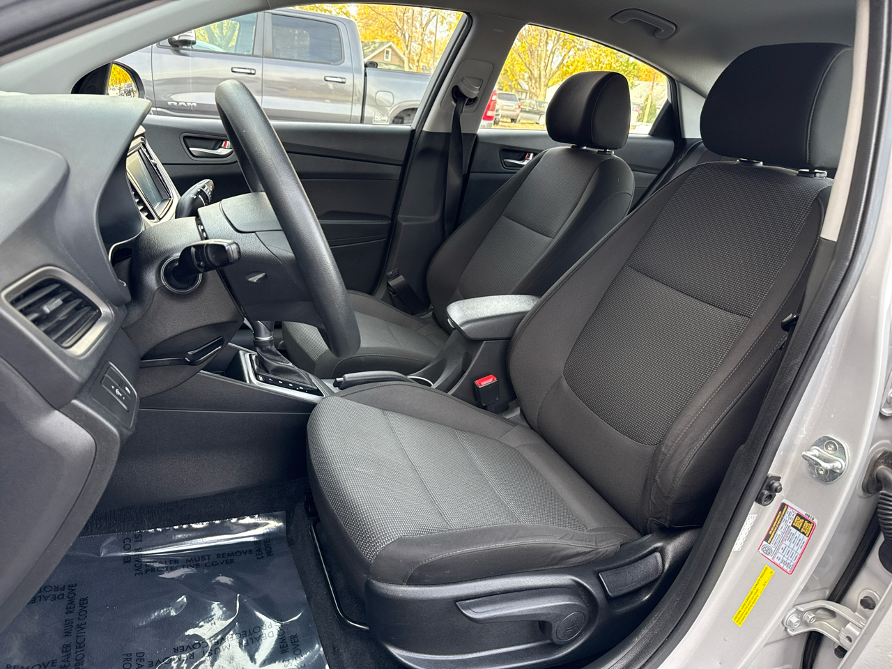 Hyundai Accent SEL 4-Door 6A 2020