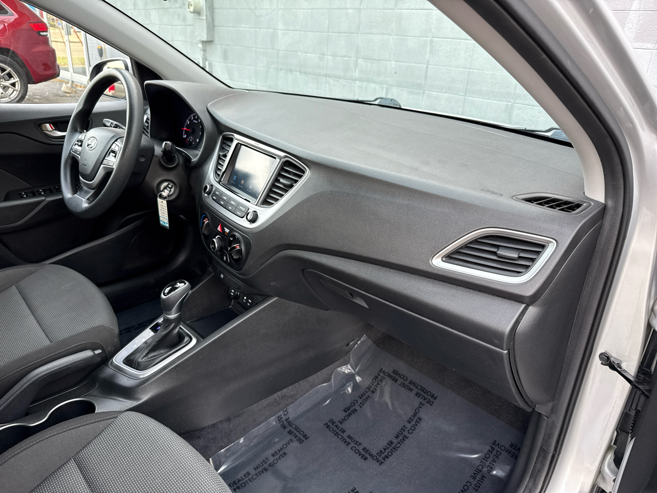 Hyundai Accent SEL 4-Door 6A 2020