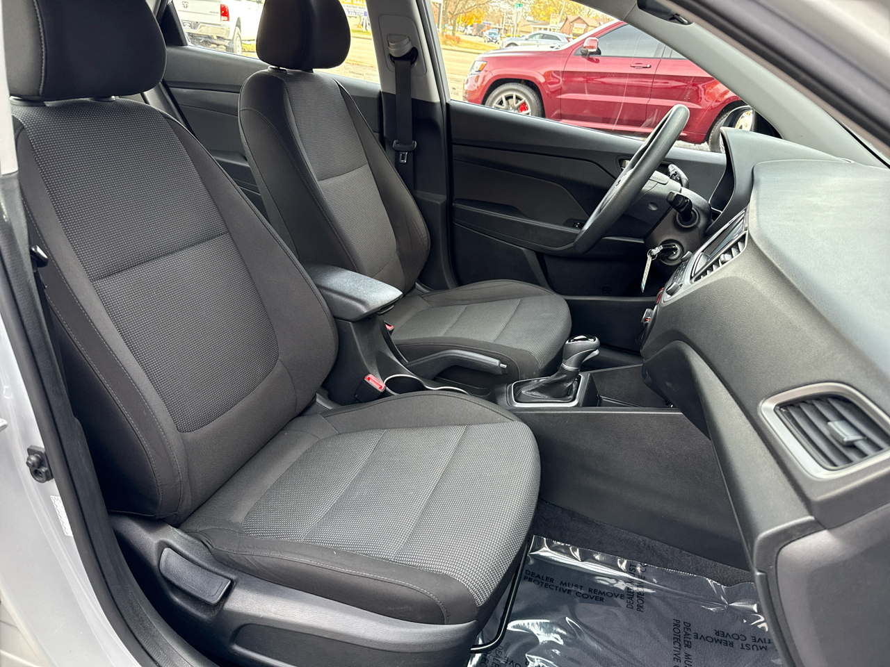 Hyundai Accent SEL 4-Door 6A 2020