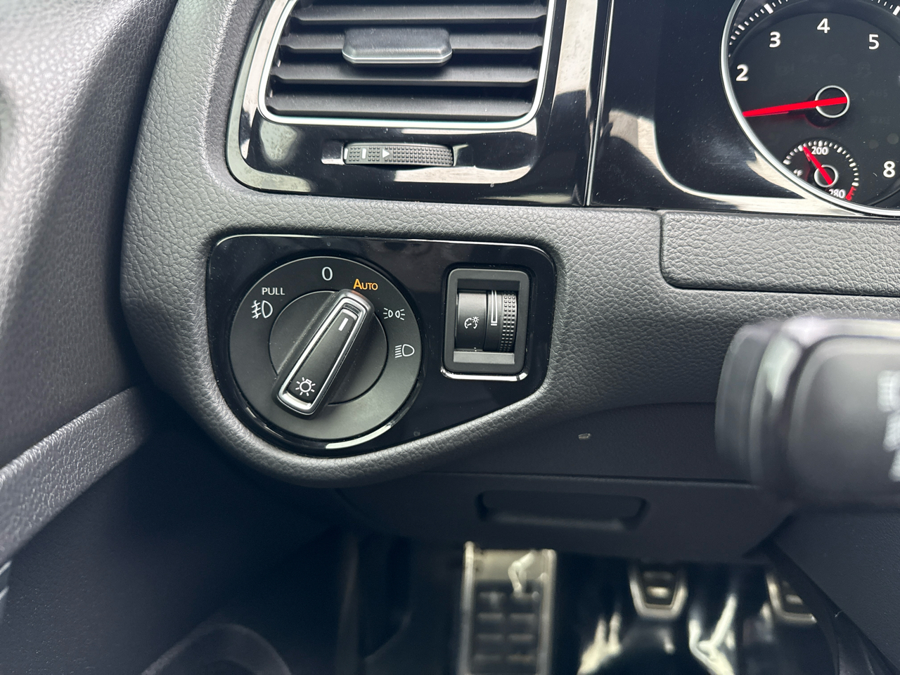 Volkswagen Golf GTI SE 6M 2020