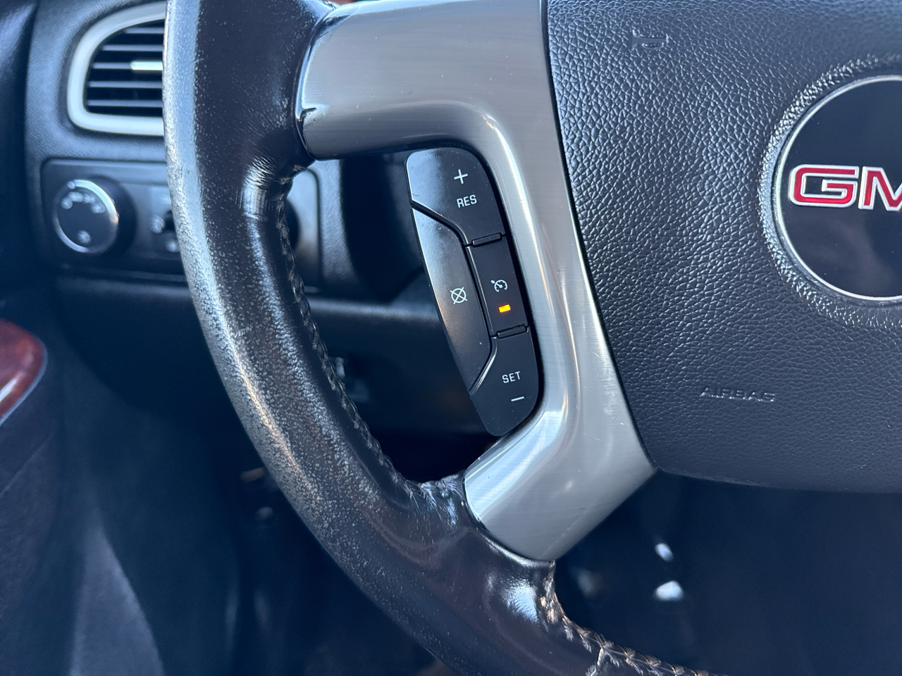 GMC Sierra 3500HD SLT Crew Cab 4WD 2013