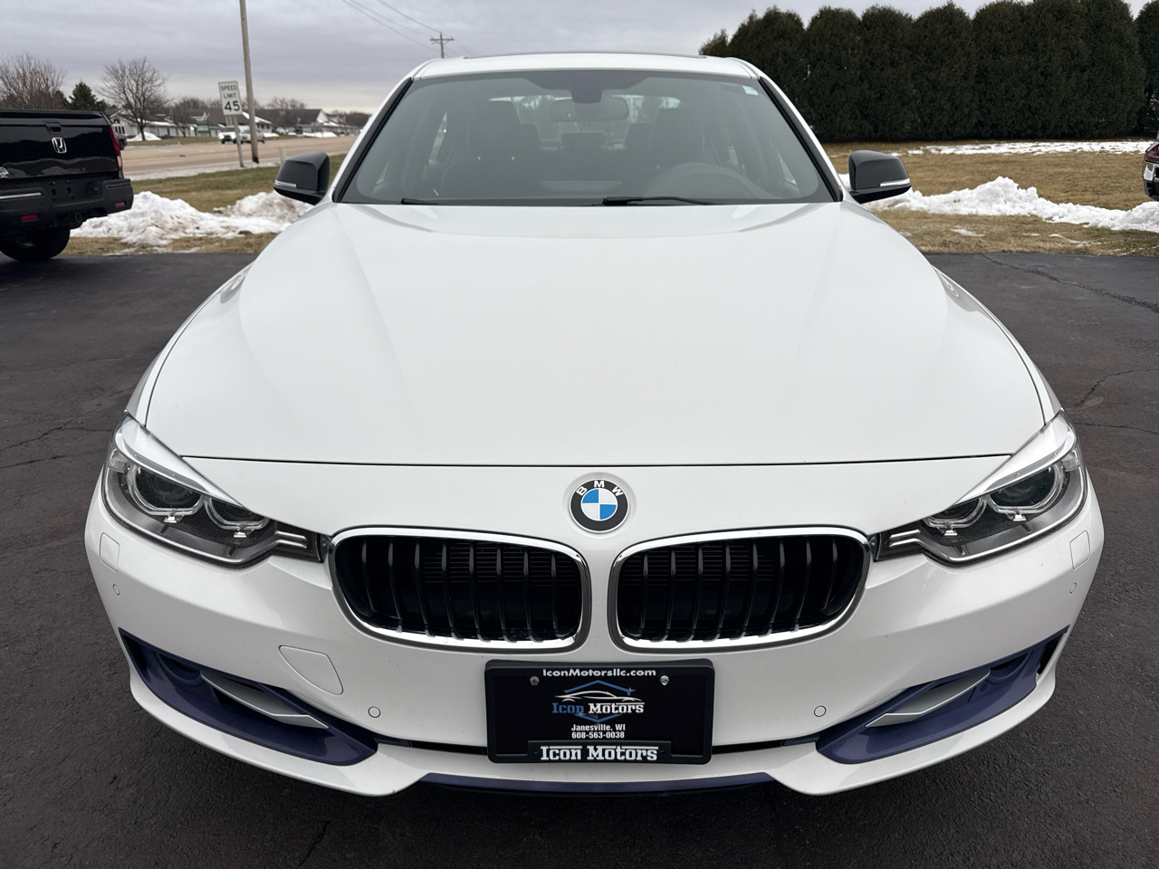 BMW 3-Series 335i xDrive Sedan 2015
