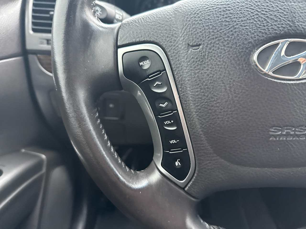 Hyundai Santa Fe SE 3.5 4WD 2011