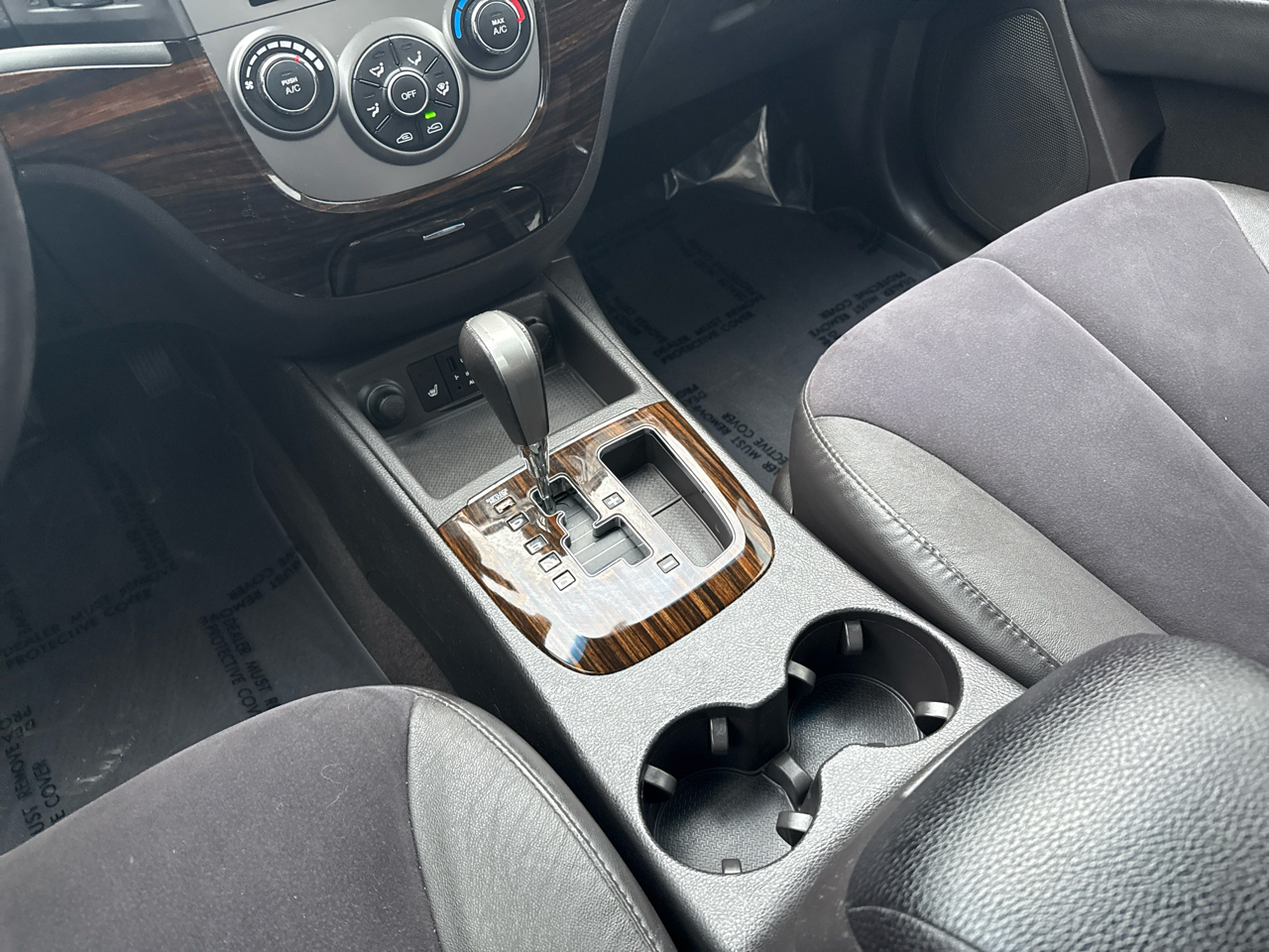 Hyundai Santa Fe SE 3.5 4WD 2011