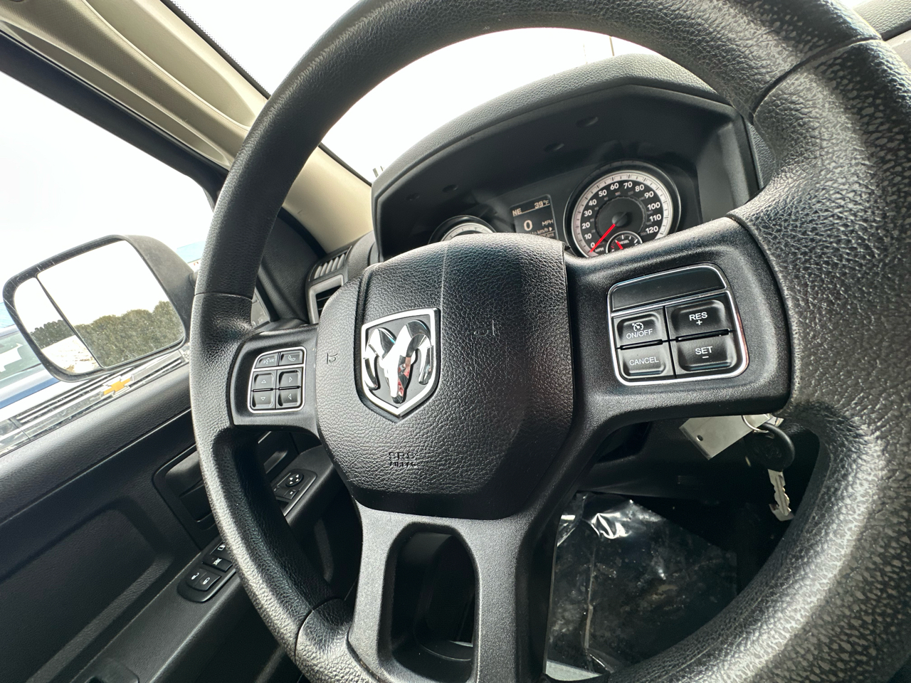 RAM 2500 Tradesman Crew Cab 4WD 2014