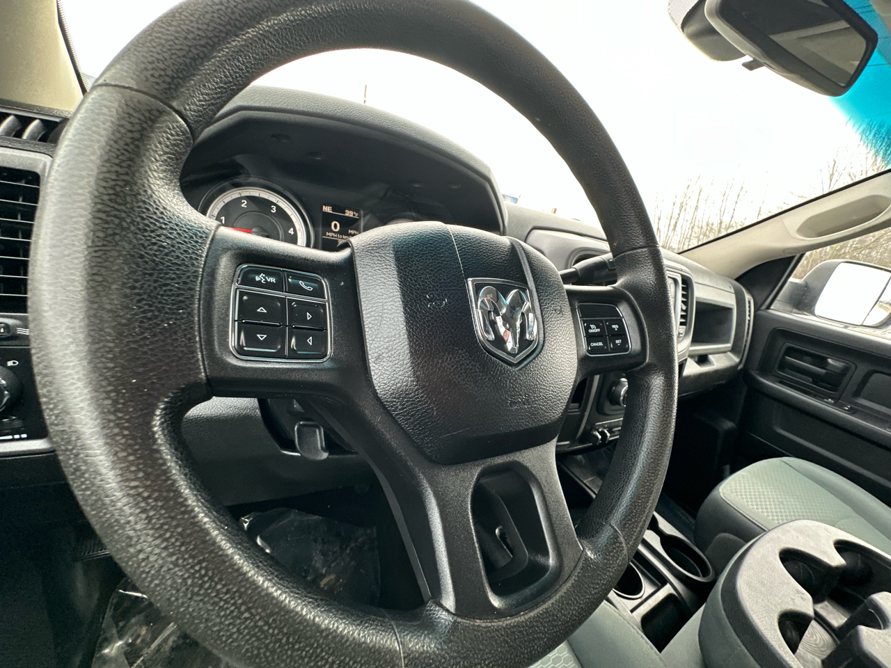 RAM 2500 Tradesman Crew Cab 4WD 2014