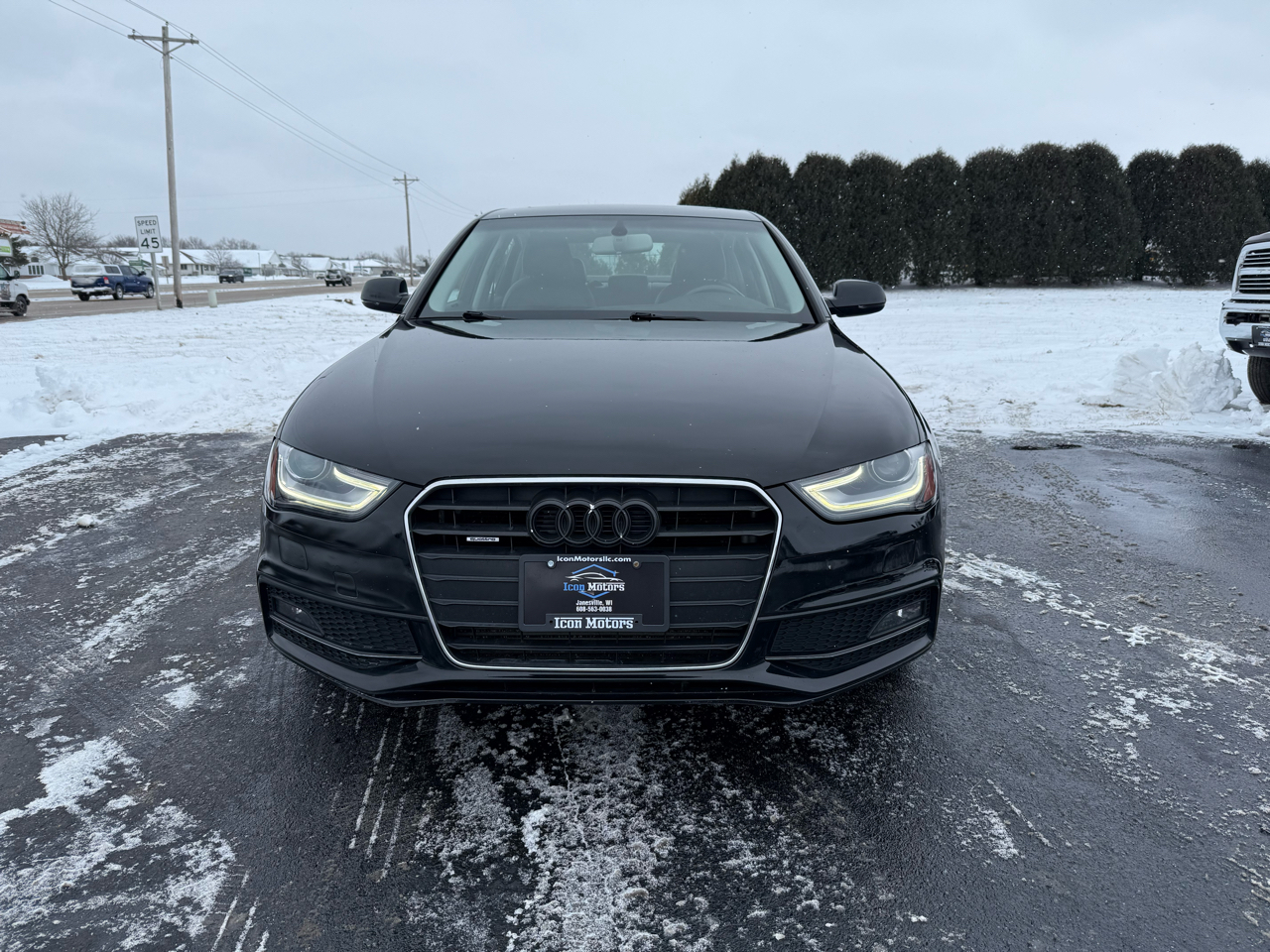 Audi A4 2.0T Sedan quattro Tiptronic 2015