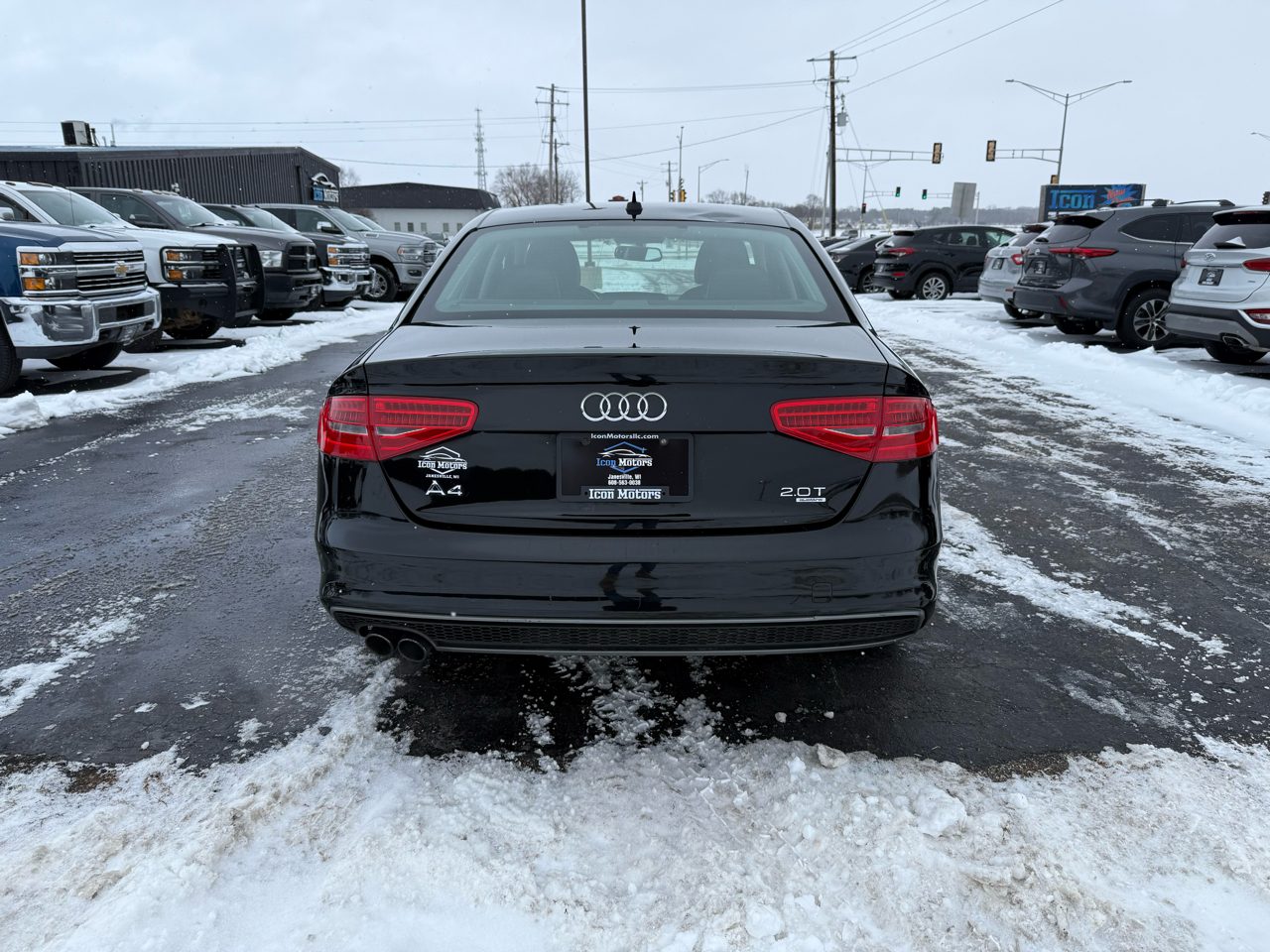 Audi A4 2.0T Sedan quattro Tiptronic 2015