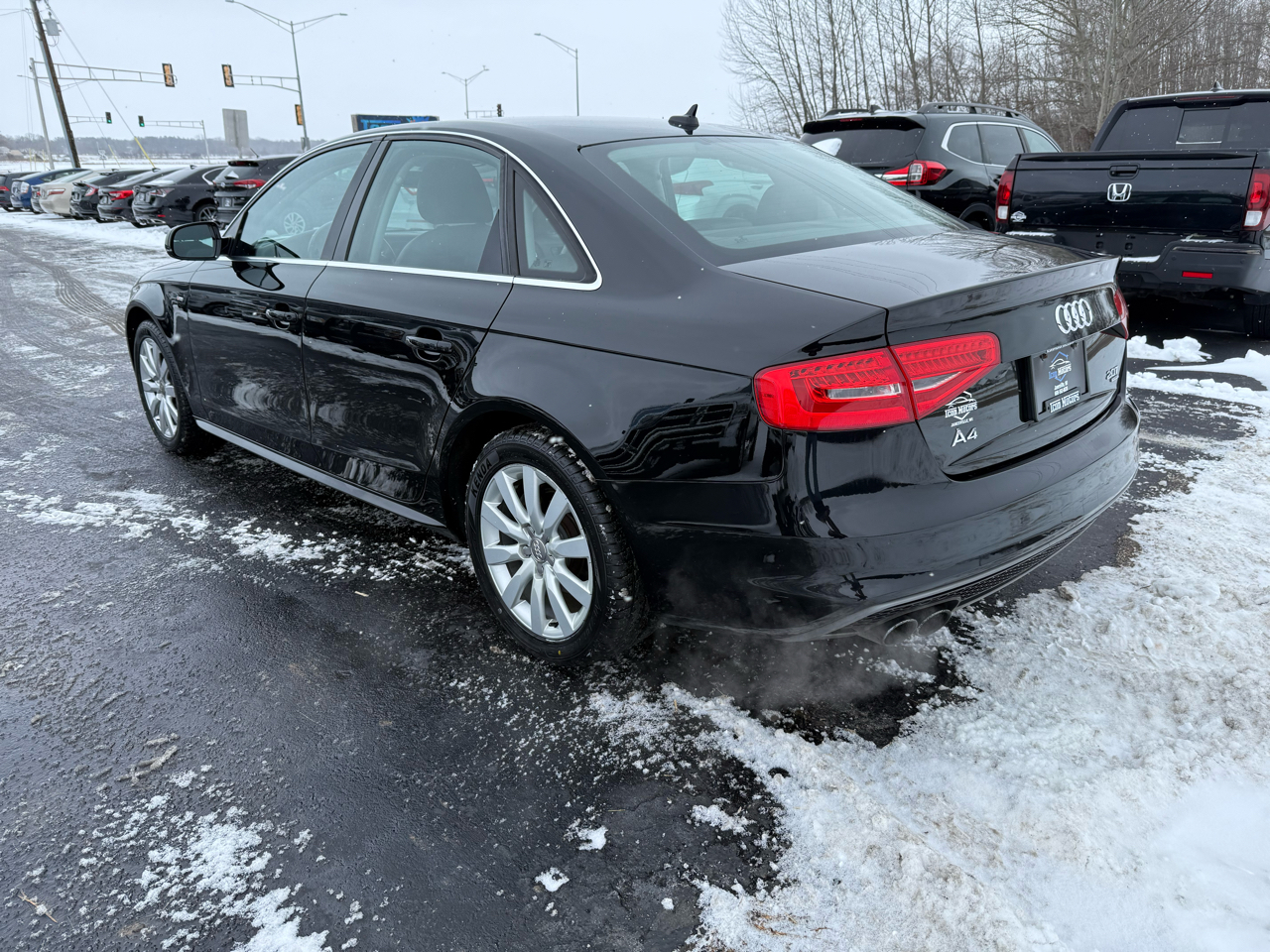 Audi A4 2.0T Sedan quattro Tiptronic 2015