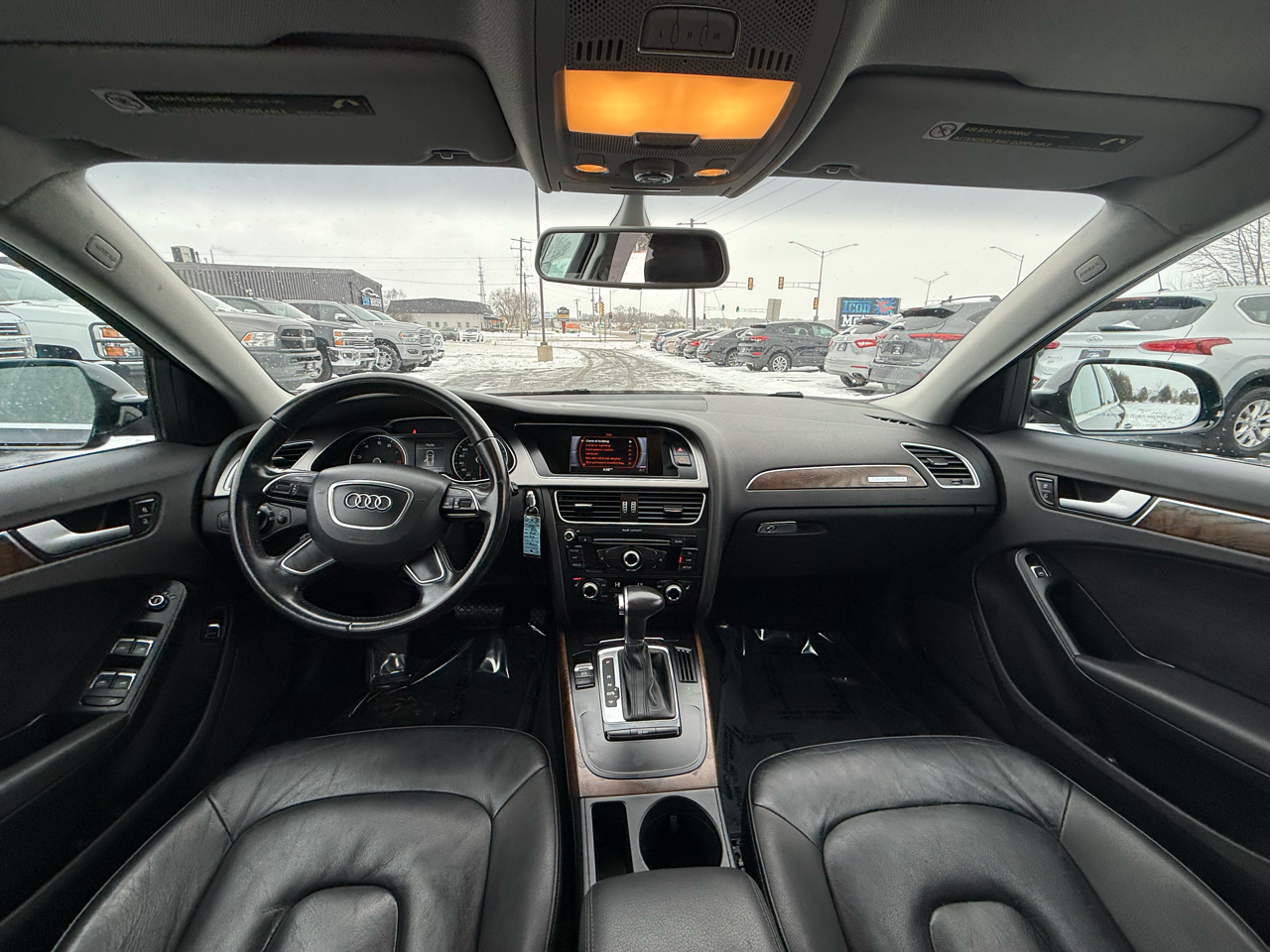 Audi A4 2.0T Sedan quattro Tiptronic 2015