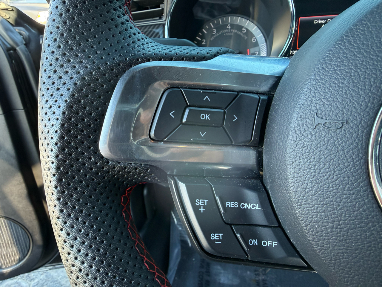 Ford Mustang V6 Coupe 2015