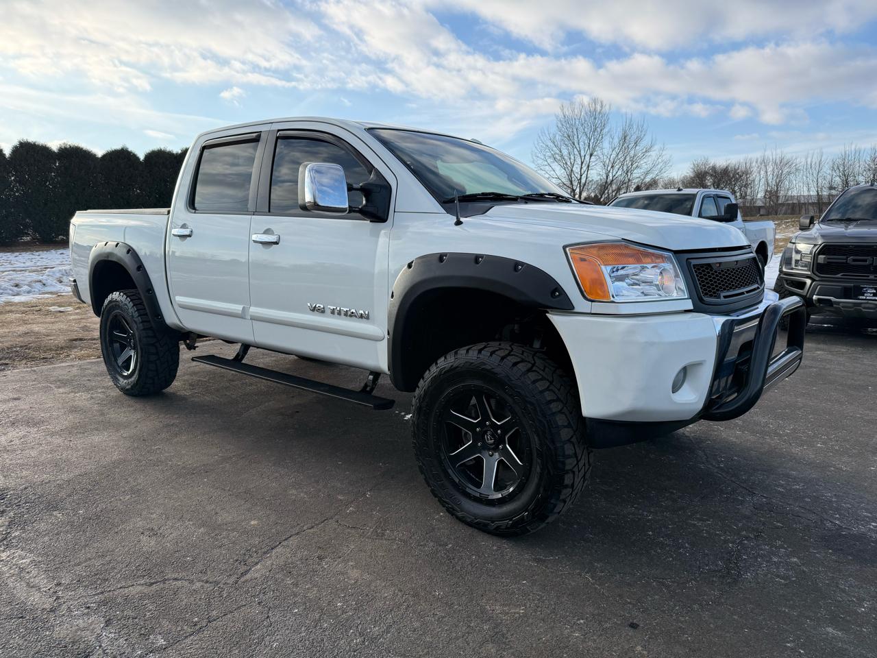 Nissan Titan PRO-4X Crew Cab 4WD SWB 2014