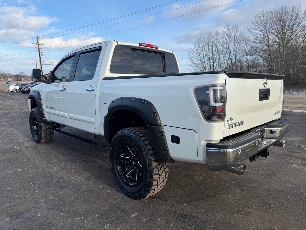 Nissan Titan PRO-4X Crew Cab 4WD SWB 2014