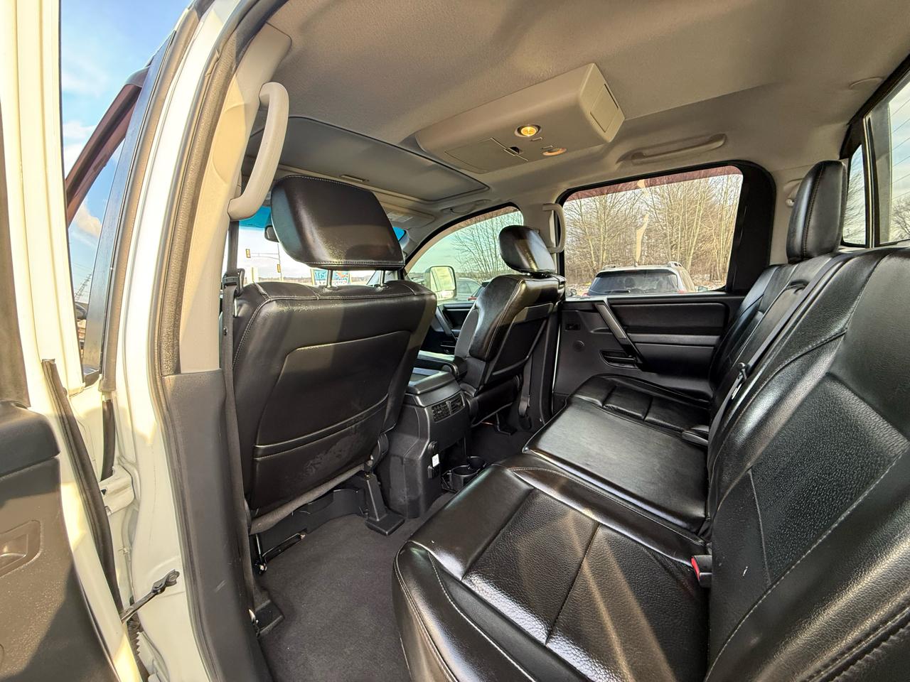 Nissan Titan PRO-4X Crew Cab 4WD SWB 2014