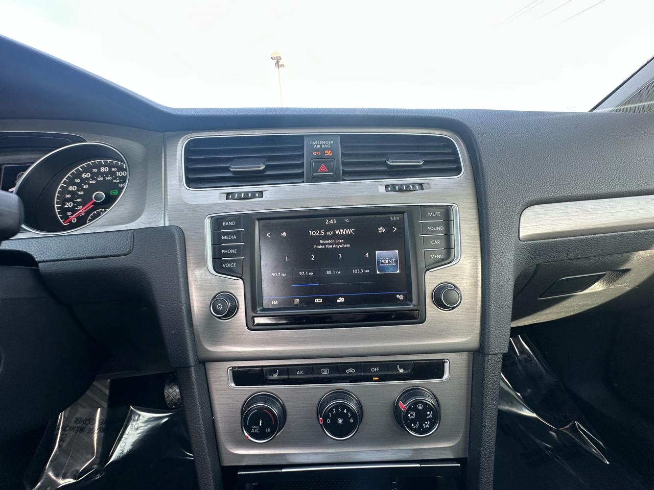 Volkswagen Golf TSI Wolfsburg Edition 6A 2017