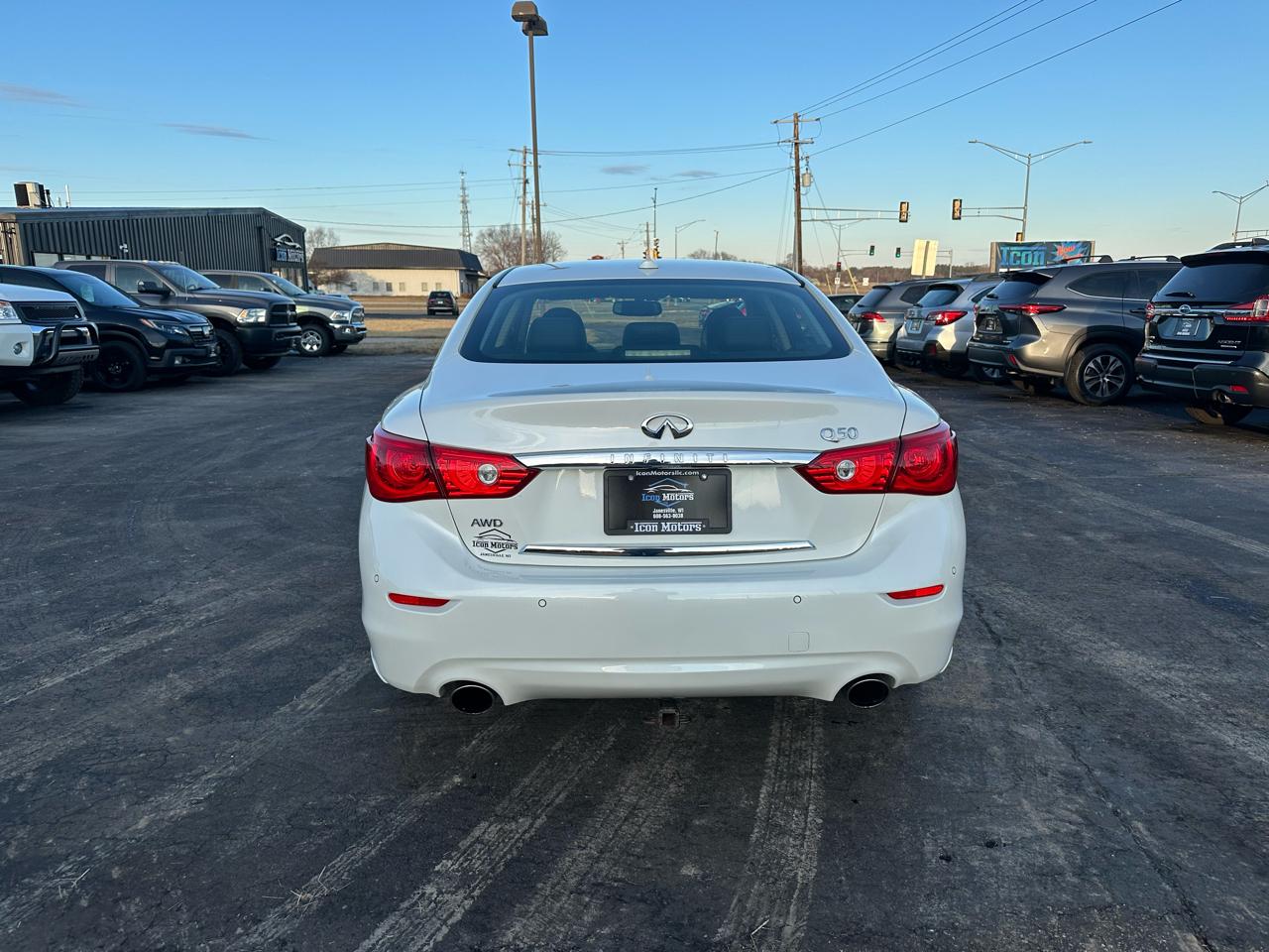 Infiniti Q50 2.0t AWD 2016