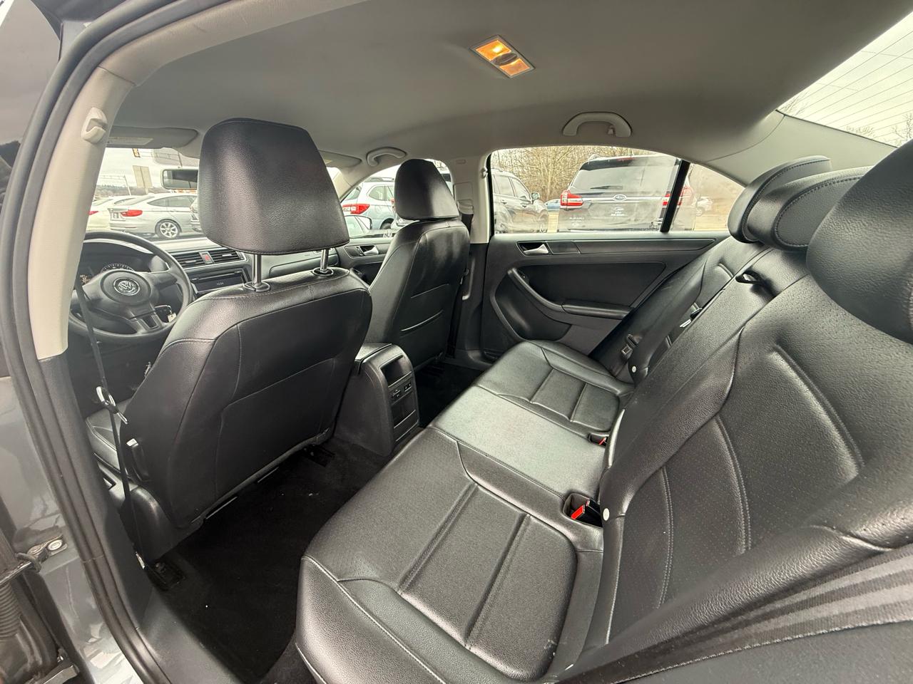 Volkswagen Jetta SE 2014