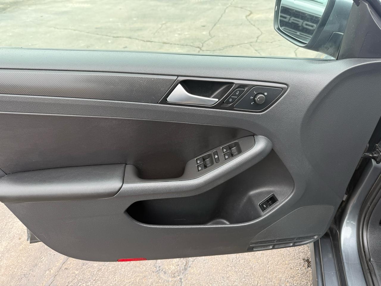 Volkswagen Jetta SE 2014