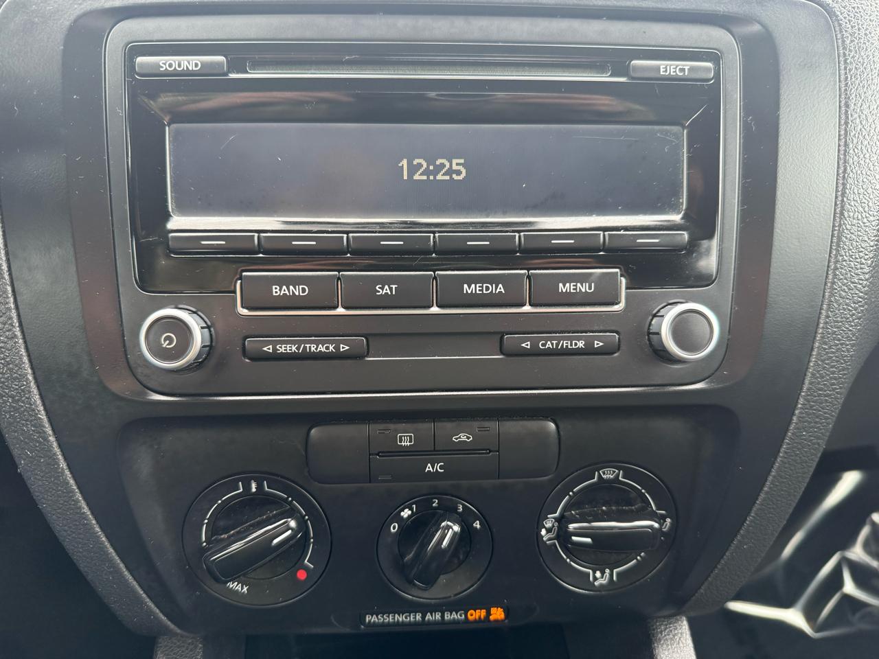 Volkswagen Jetta SE 2014