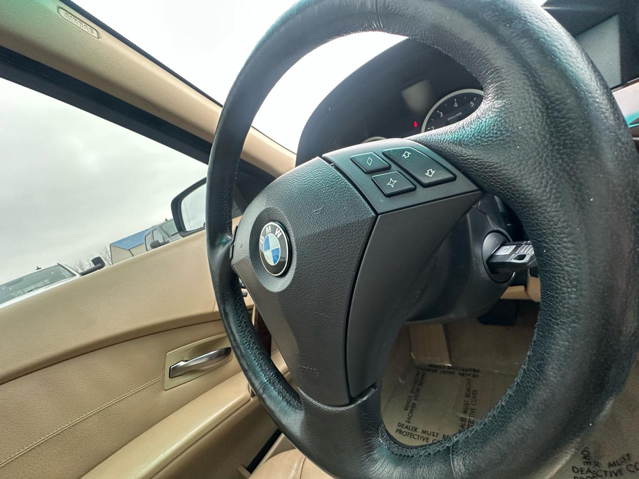 BMW 5-Series 530xi 2007