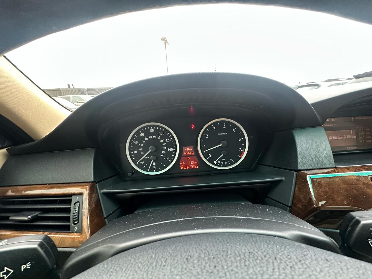 BMW 5-Series 530xi 2007