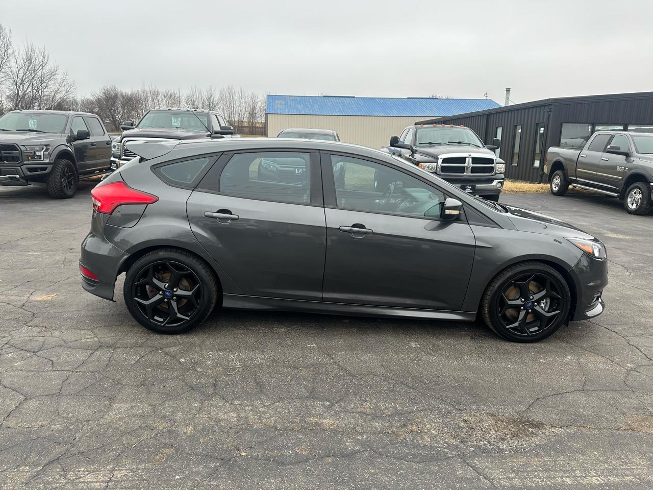 Ford Focus ST Hatch 2016