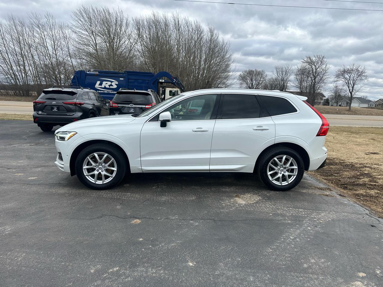 Volvo XC60 T5 Momentum AWD 2018