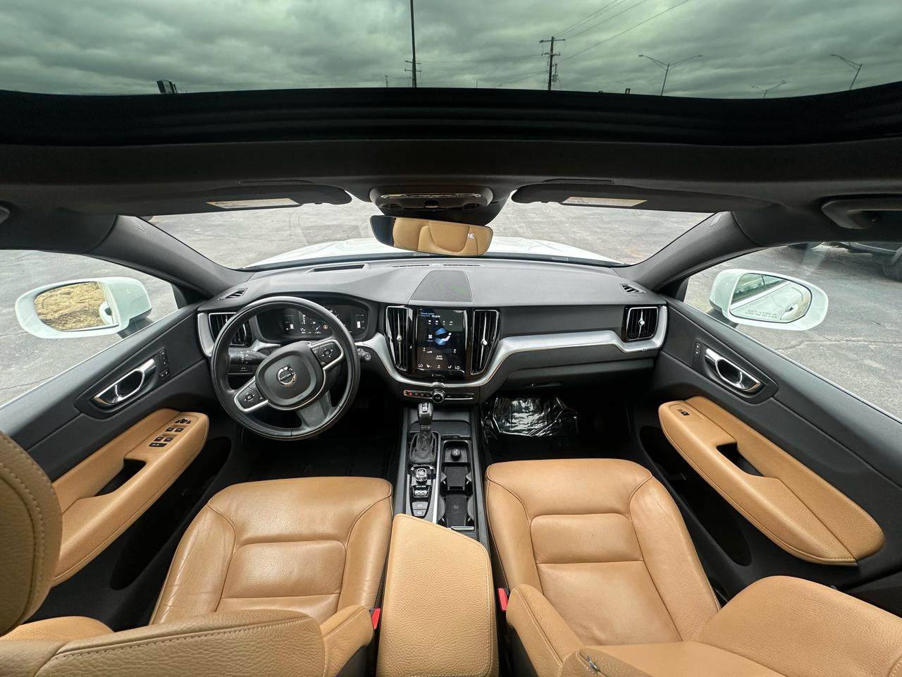 Volvo XC60 T5 Momentum AWD 2018