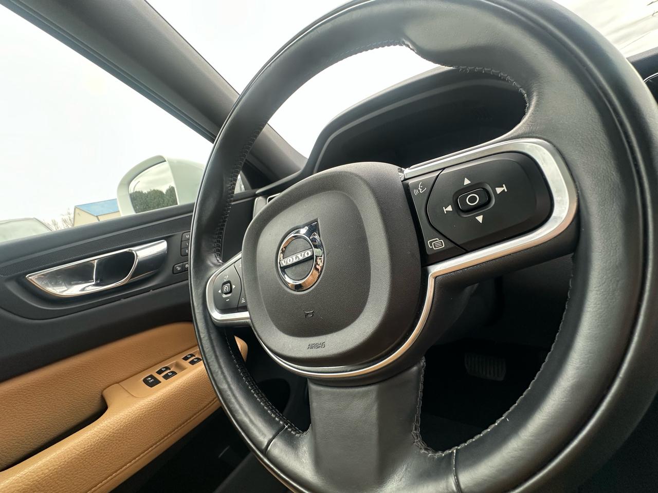 Volvo XC60 T5 Momentum AWD 2018