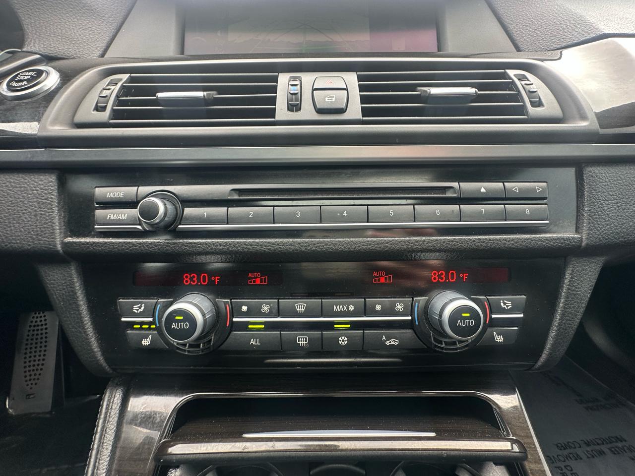 BMW 5-Series 535xi 2011