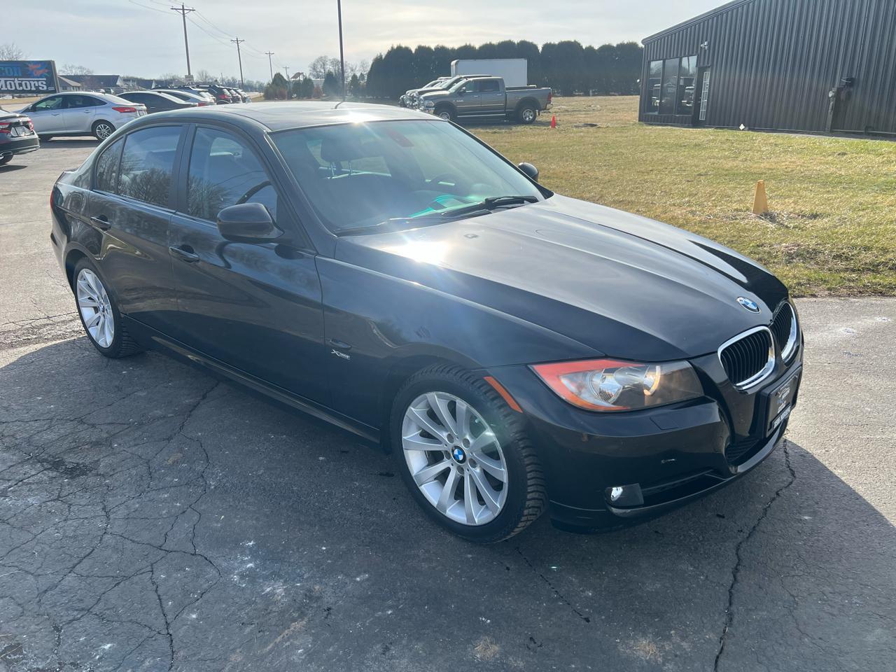 BMW 3-Series 328i xDrive SA 2011