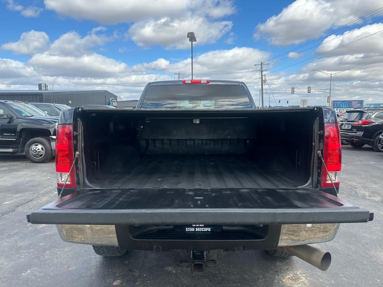 GMC Sierra 2500HD SLE Ext. Cab 4WD 2011