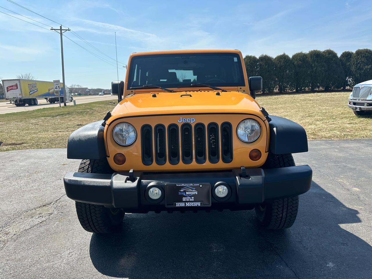 Jeep Wrangler Sport 4WD 2012