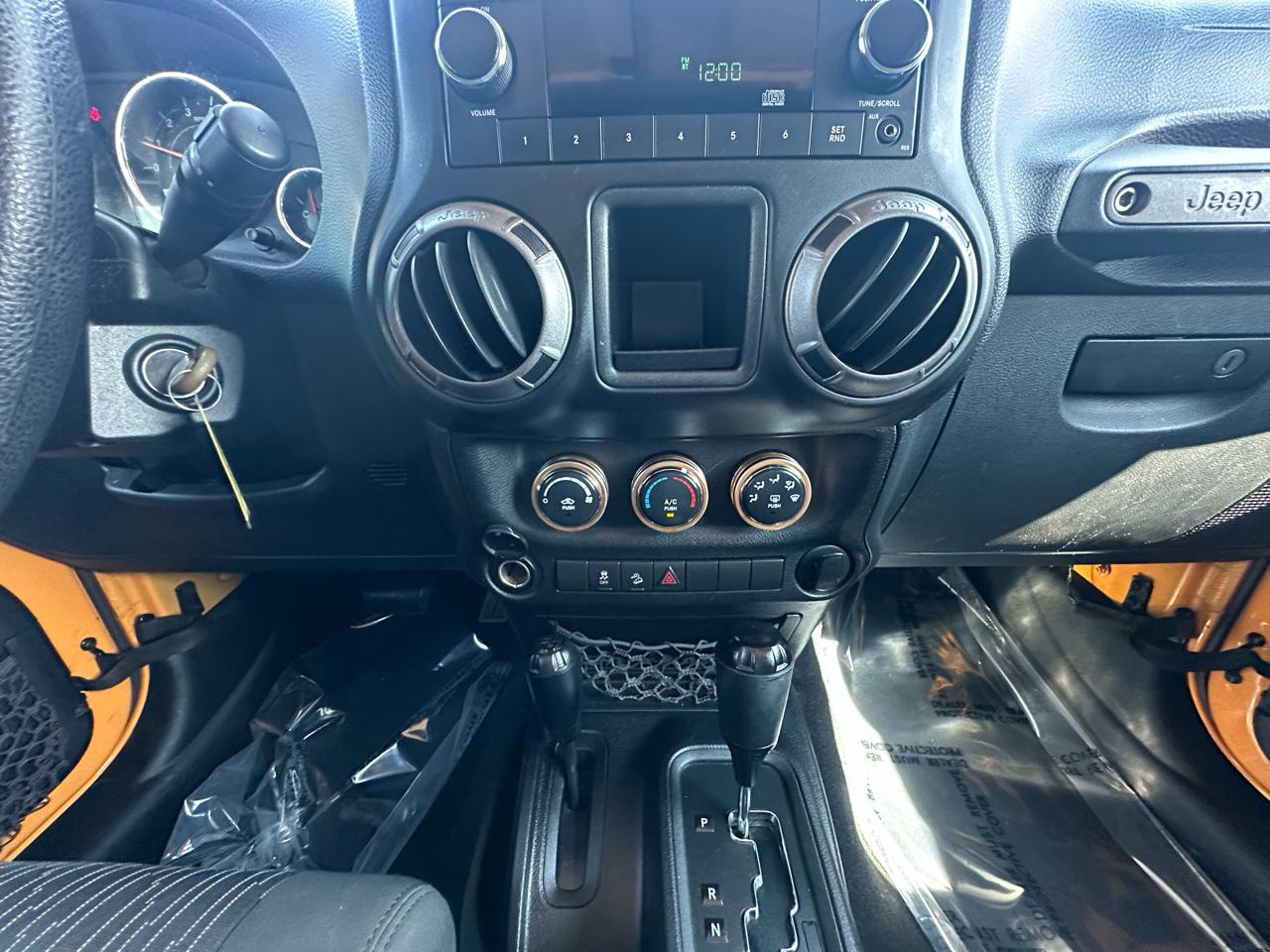 Jeep Wrangler Sport 4WD 2012