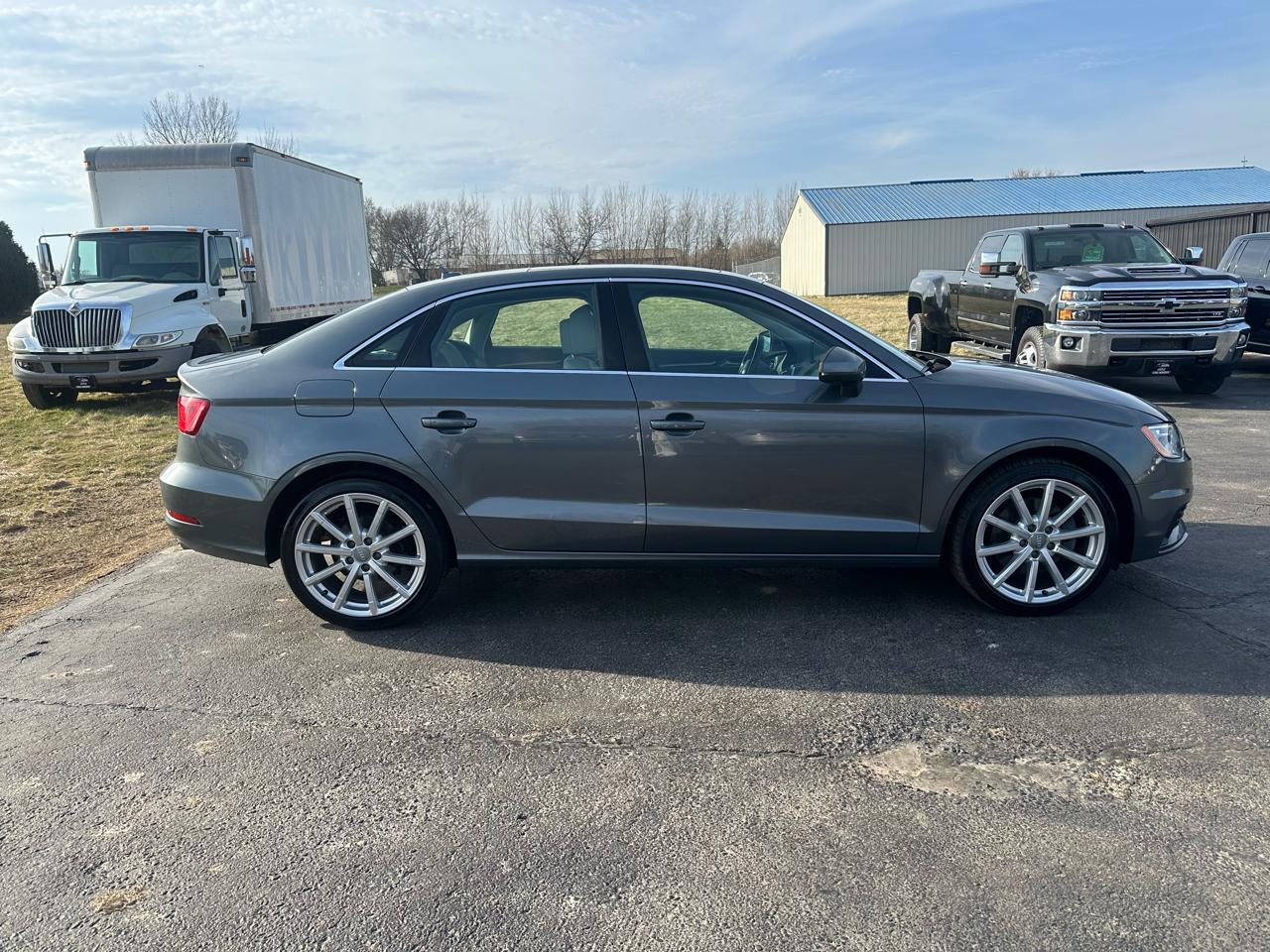 Audi A3 2.0T Premium Plus Sedan quattro S tronic 2016