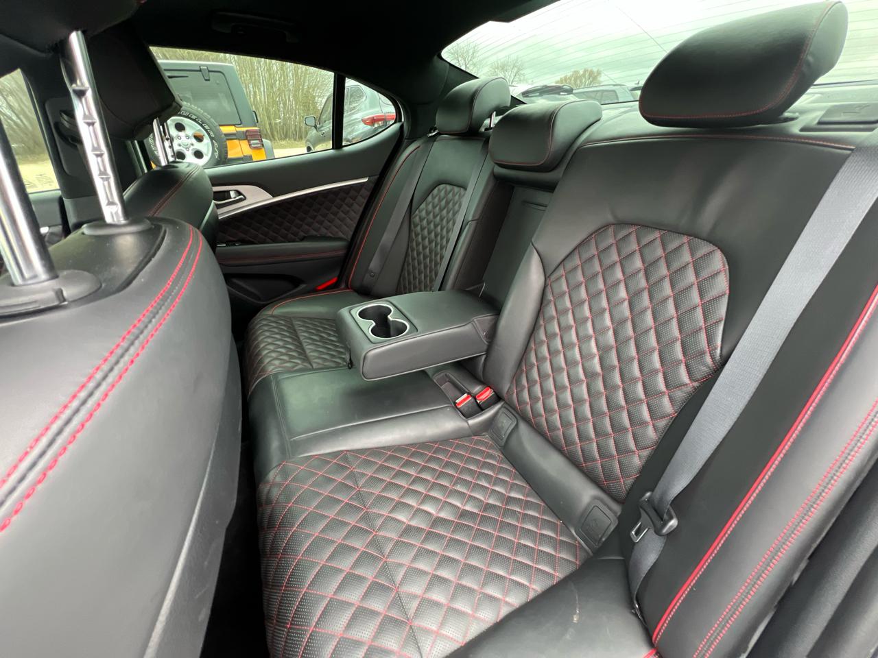 Genesis G70 2.0T Advanced AWD 2019