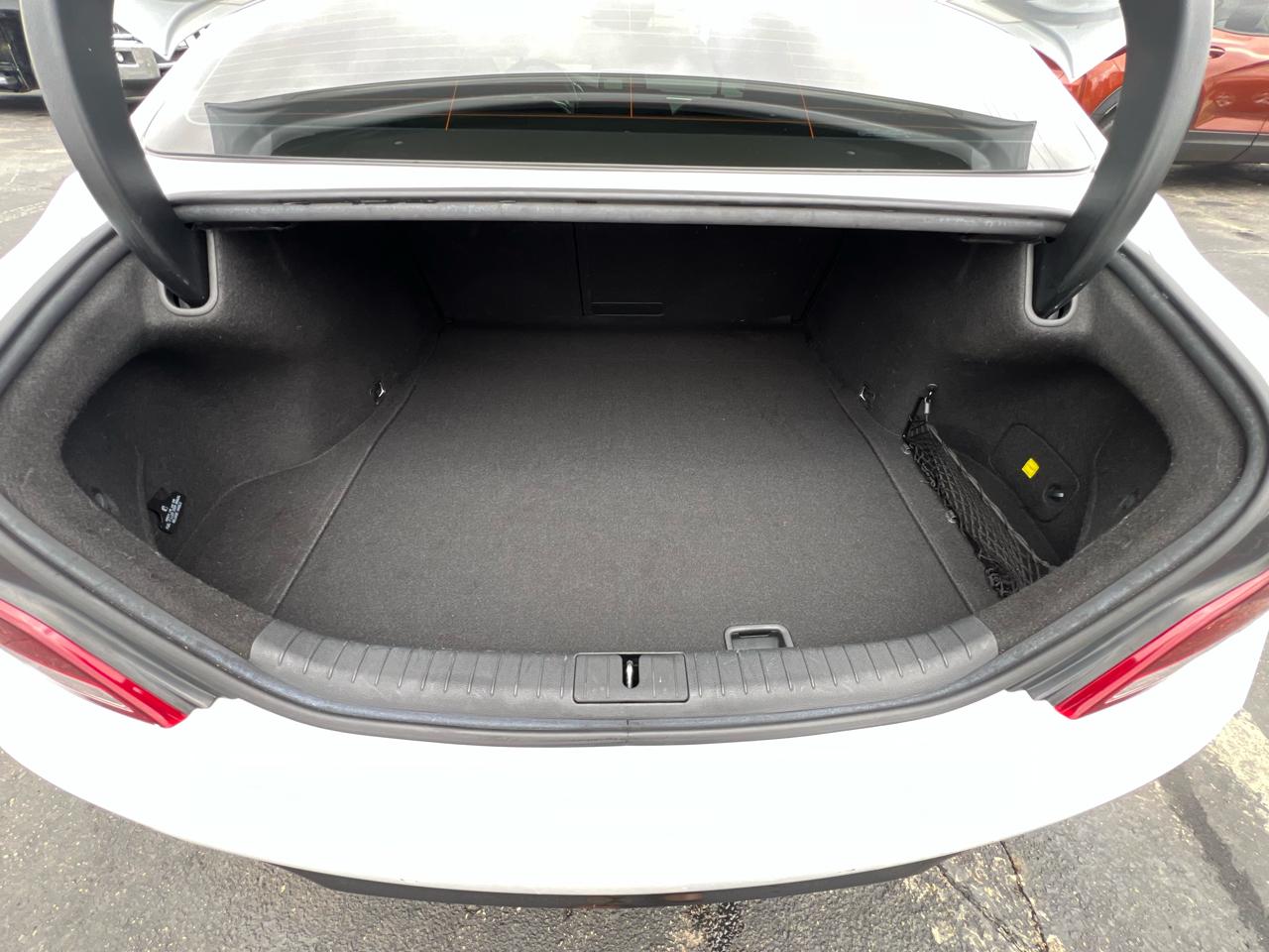 Genesis G70 2.0T Advanced AWD 2019